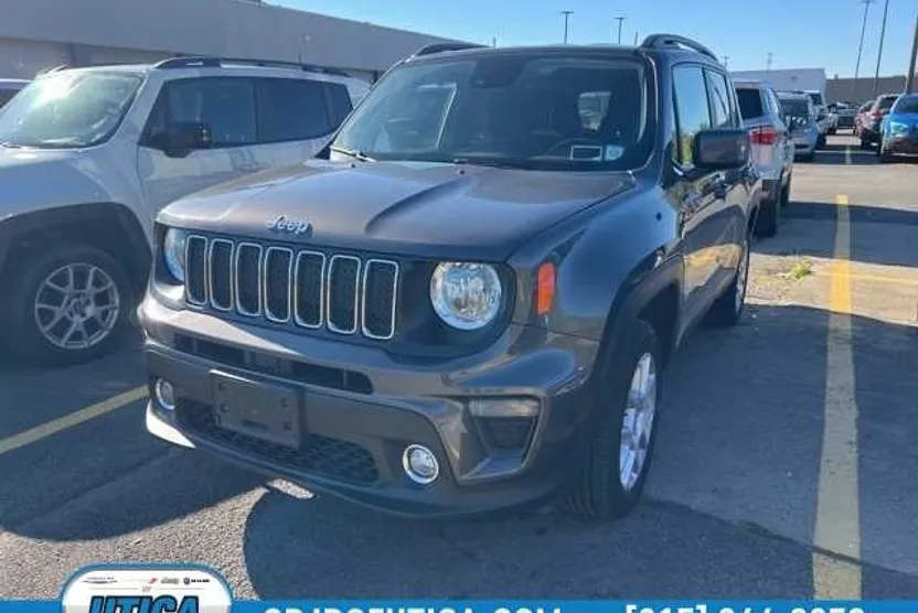 2021 Jeep Renegade Latitude photo 1
