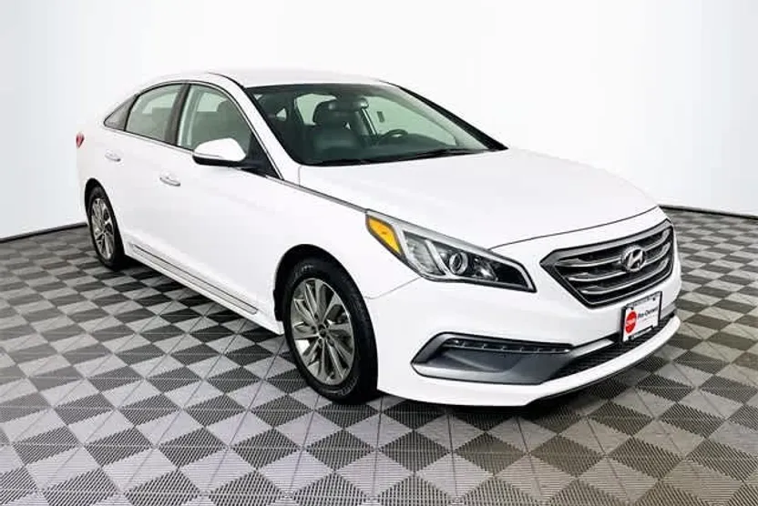2015 Hyundai Sonata Sport photo 1