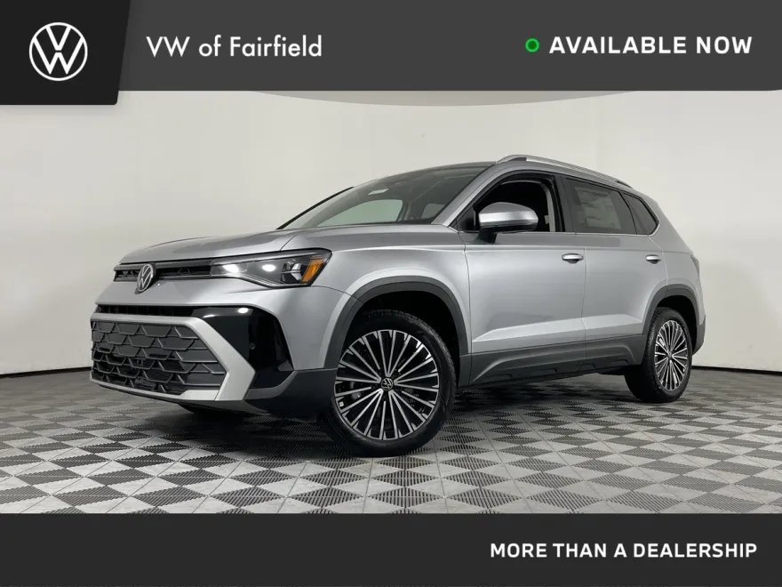 2025 Volkswagen Taos SE photo 1