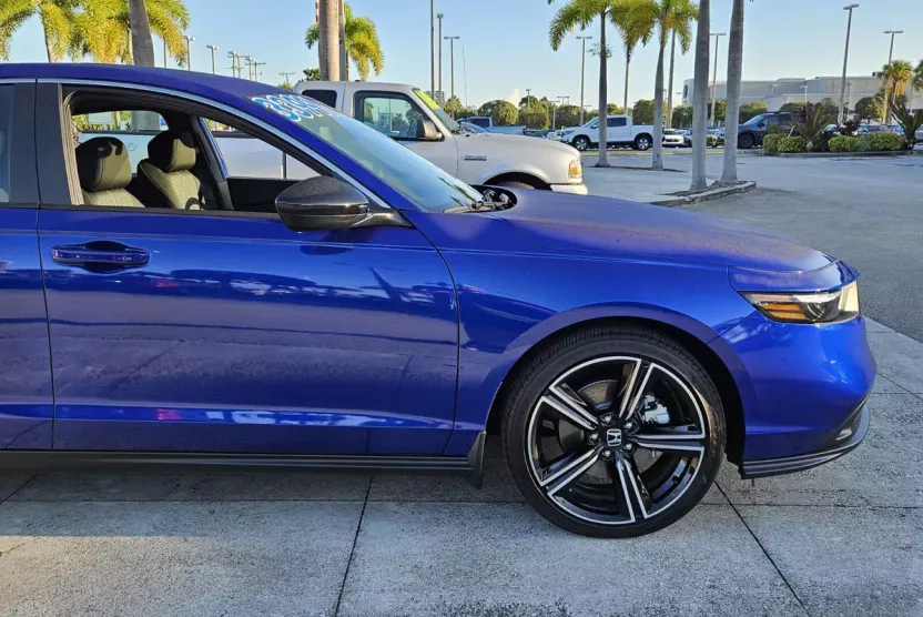 2025 Honda Accord Hybrid Sport photo 1