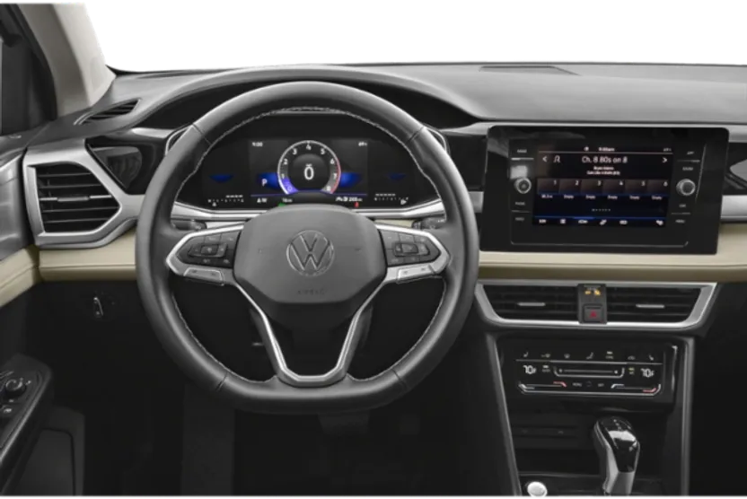 2025 Volkswagen Taos SE photo 3