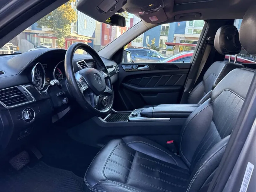2015 Mercedes Benz GL 450 photo 1