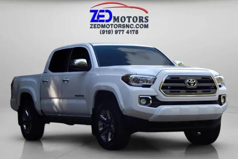 2016 Toyota Tacoma Limited V6 photo 1