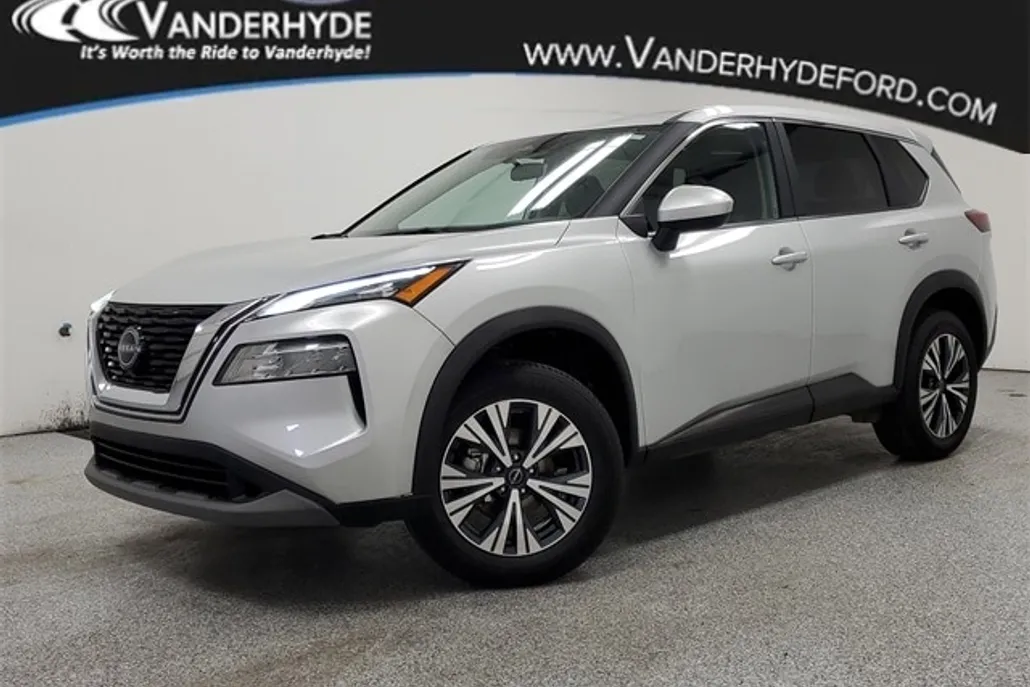 2023 Nissan Rogue SV photo 1