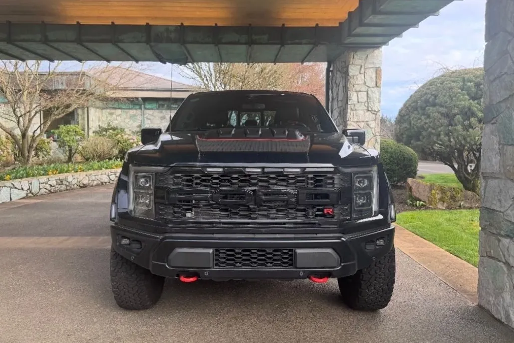 2023 Ford F-150 Raptor photo 1
