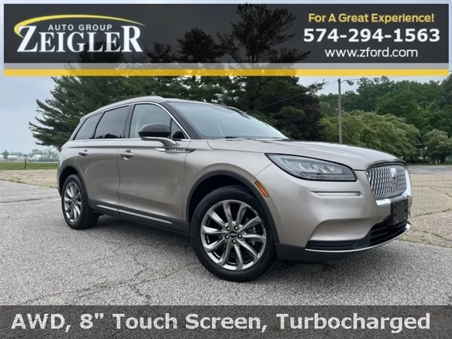 2021 Lincoln Corsair Standard photo 1