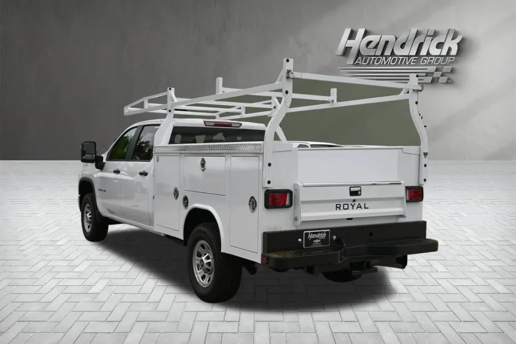 2025 Chevrolet Silverado 3500HD photo 1