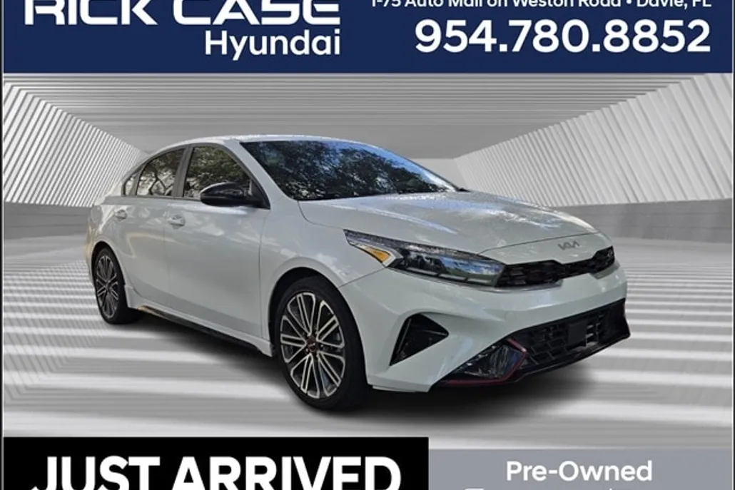 2024 Kia Forte GT photo 1