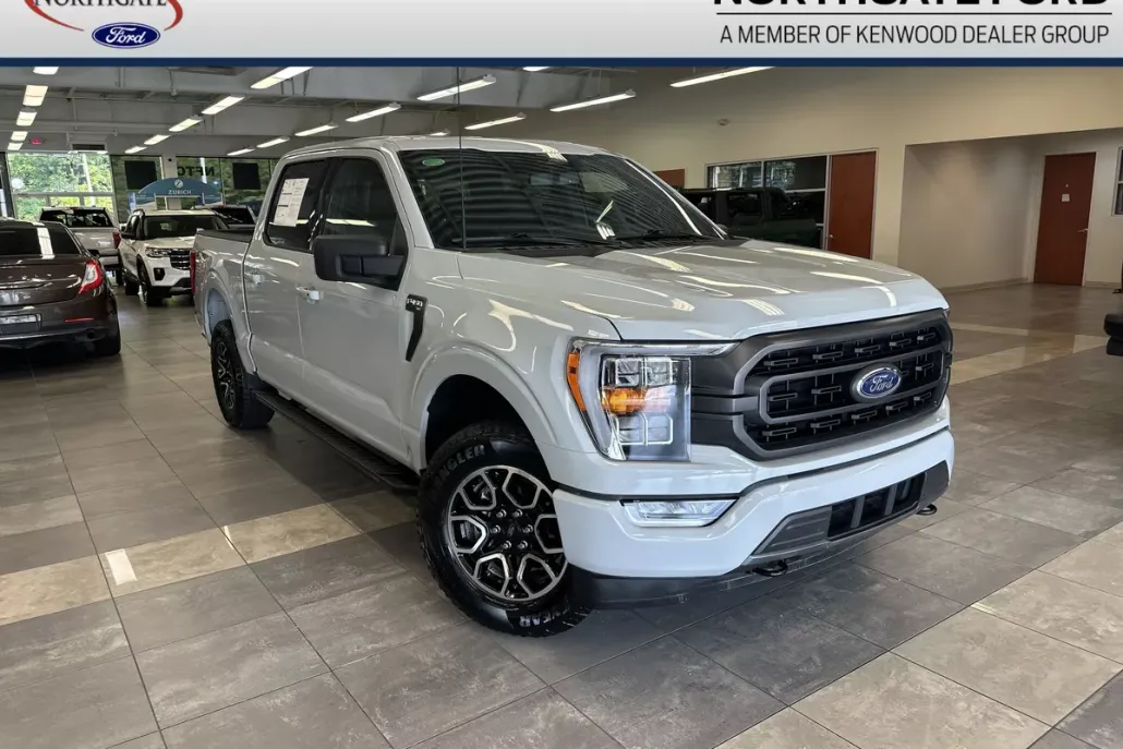 2023 Ford F-150 XLT photo 1