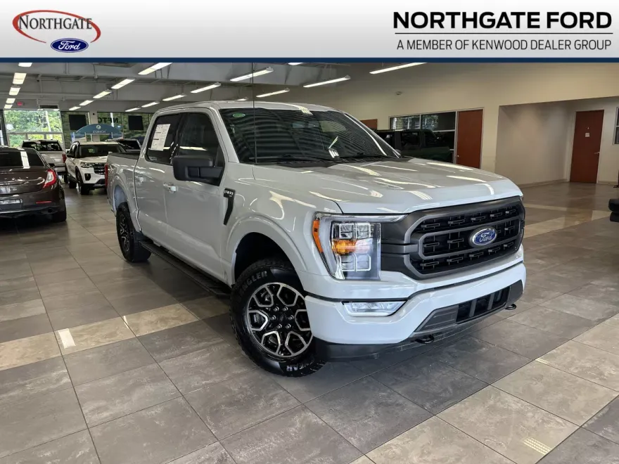 2023 Ford F-150 XLT photo 1