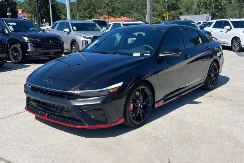 2025 Hyundai Elantra N Base photo 1
