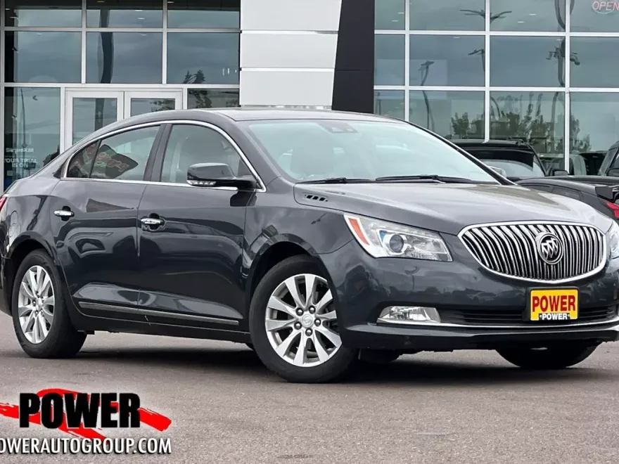 2015 Buick LaCrosse Leather photo 1