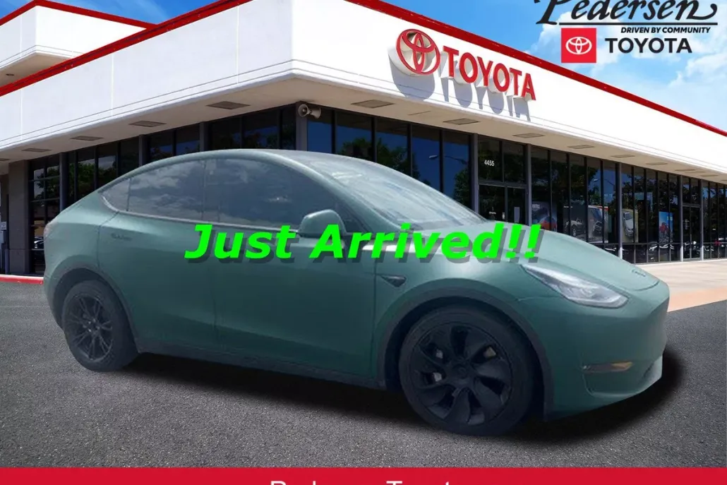 2021 Tesla Model Y Long Range photo 1