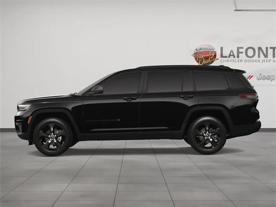2025 Jeep Grand Cherokee Altitude photo 1