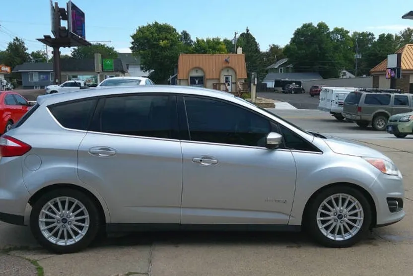 2014 Ford C-Max Hybrid SEL photo 1