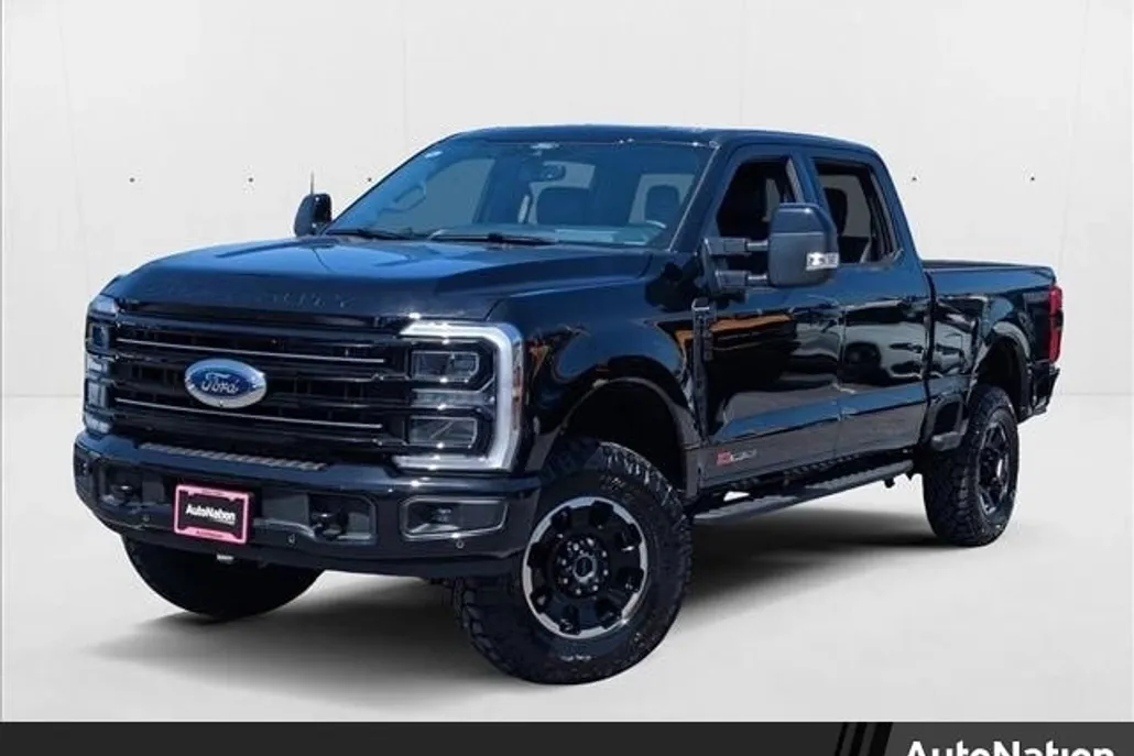 2025 Ford F-250 Platinum photo 1