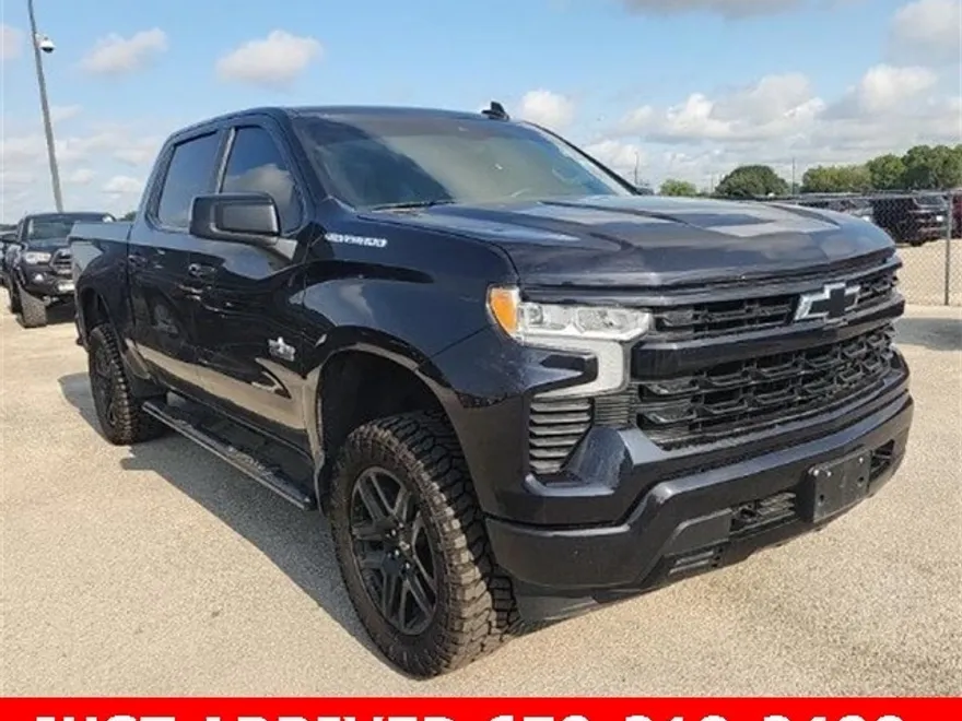 2023 Chevrolet Silverado 1500 RST photo 1