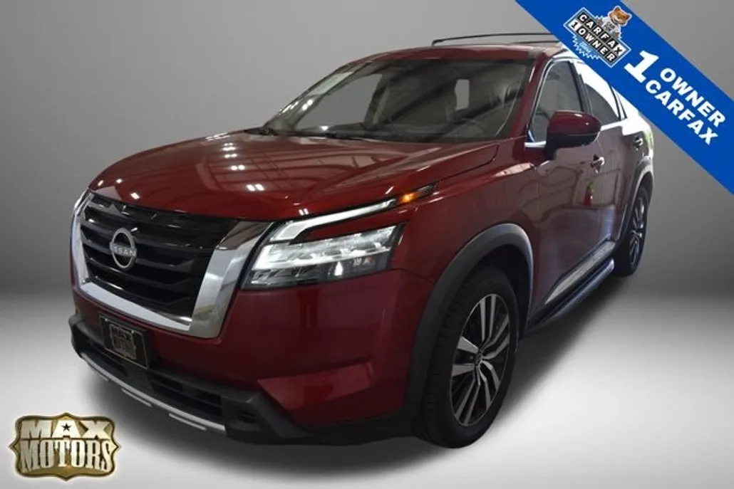 2023 Nissan Pathfinder Platinum photo 1