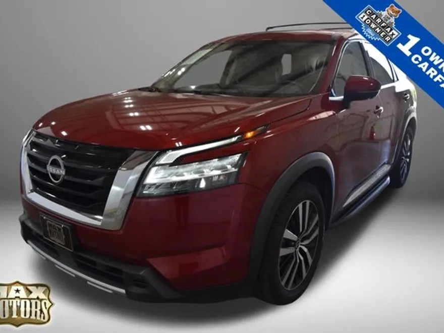 2023 Nissan Pathfinder Platinum photo 1