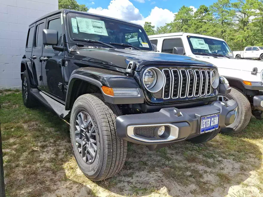 2025 Jeep Wrangler Sahara photo 1