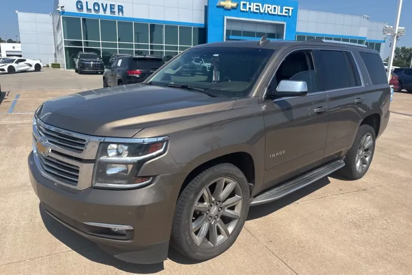 2016 Chevrolet Tahoe LTZ photo 1