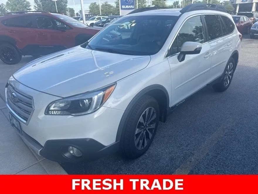 2016 Subaru Outback 2.5i Limited photo 1
