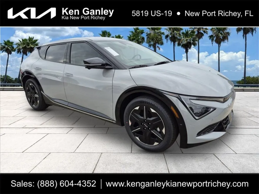 2025 Kia EV6 Wind photo 1