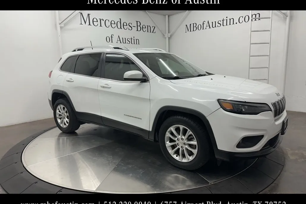 2019 Jeep Cherokee Latitude photo 1