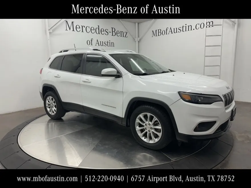 2019 Jeep Cherokee Latitude photo 1