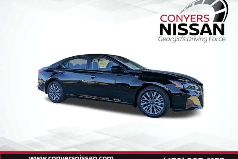 2025 Nissan Altima SV photo 1