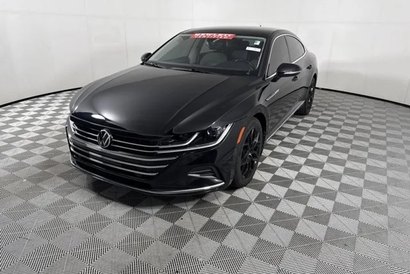 2021 Volkswagen Arteon SE photo 1