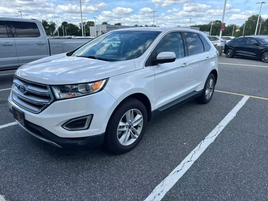 2015 Ford Edge SEL photo 1