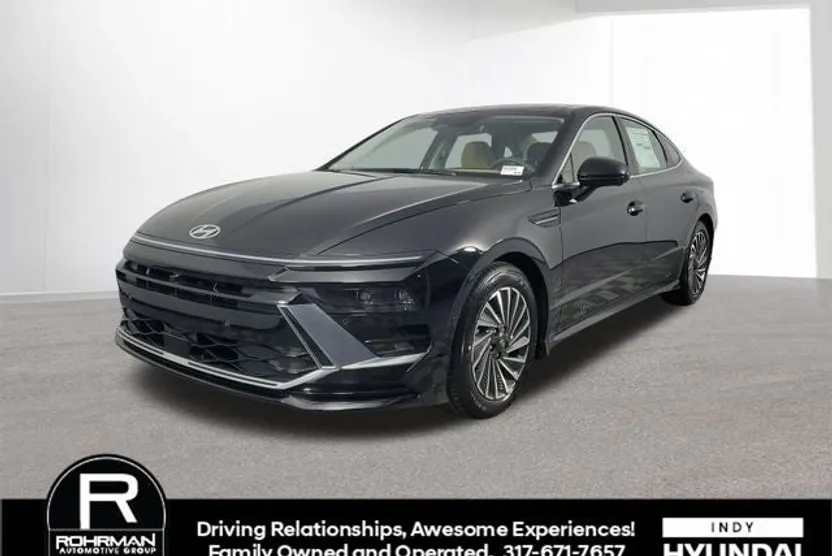 2025 Hyundai Sonata Hybrid Limited photo 1