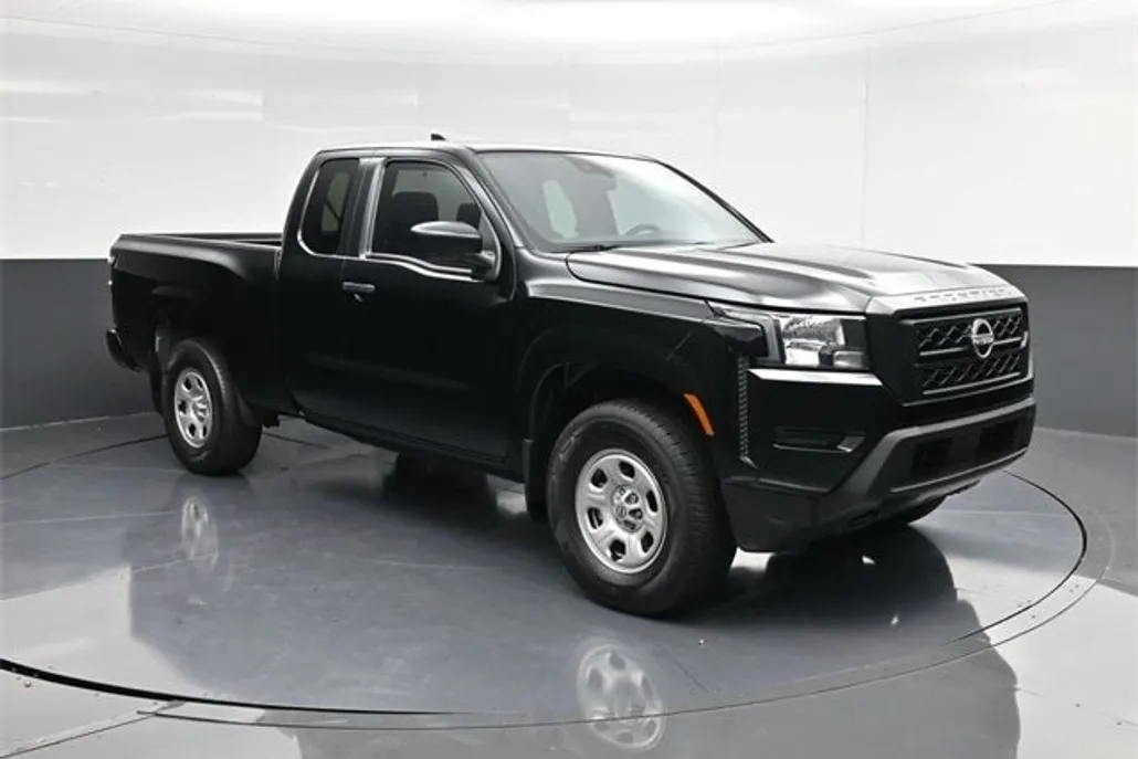 2023 Nissan Frontier S photo 1