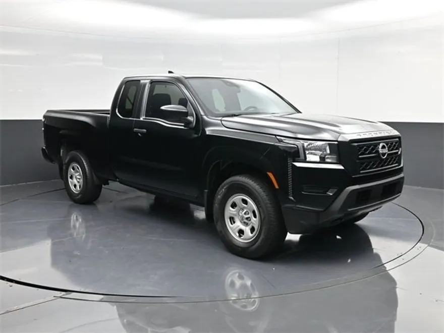 2023 Nissan Frontier S photo 1