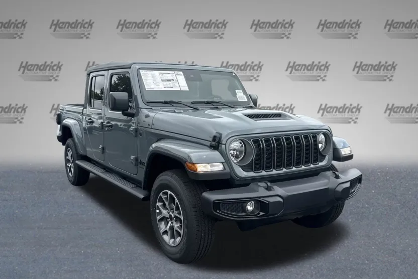 2025 Jeep Gladiator Sport S photo 1