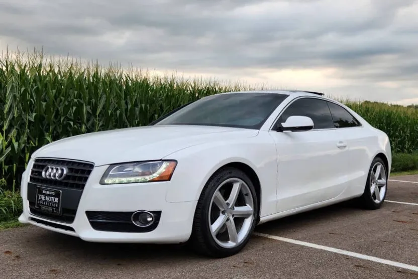 2010 Audi A5 2.0T Quattro Premium Plus photo 1