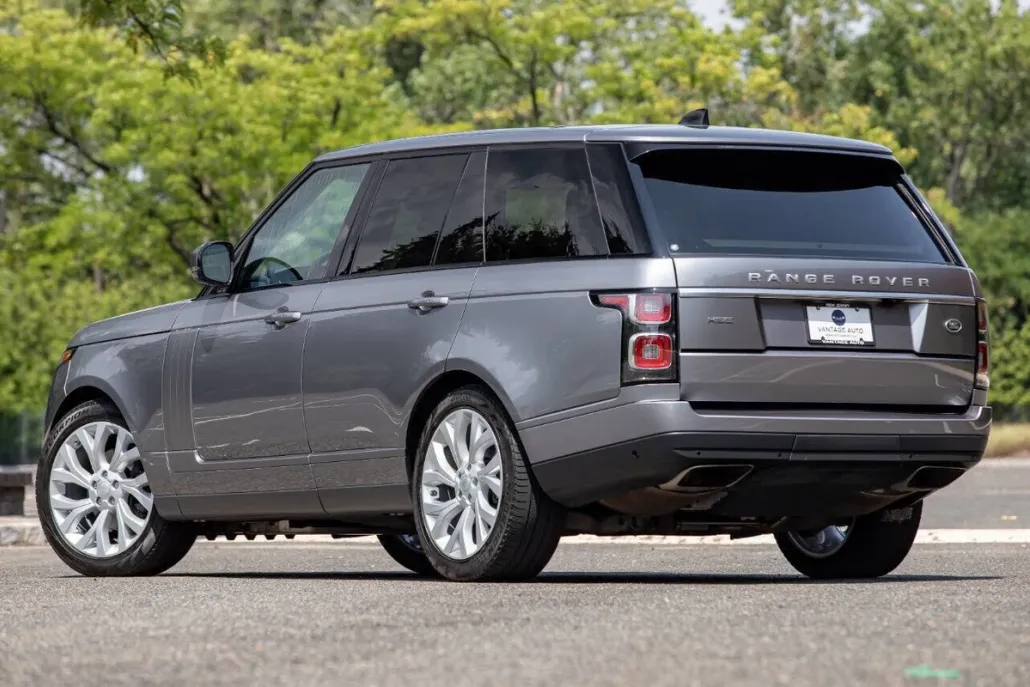 2020 Land Rover Range Rover HSE photo 1