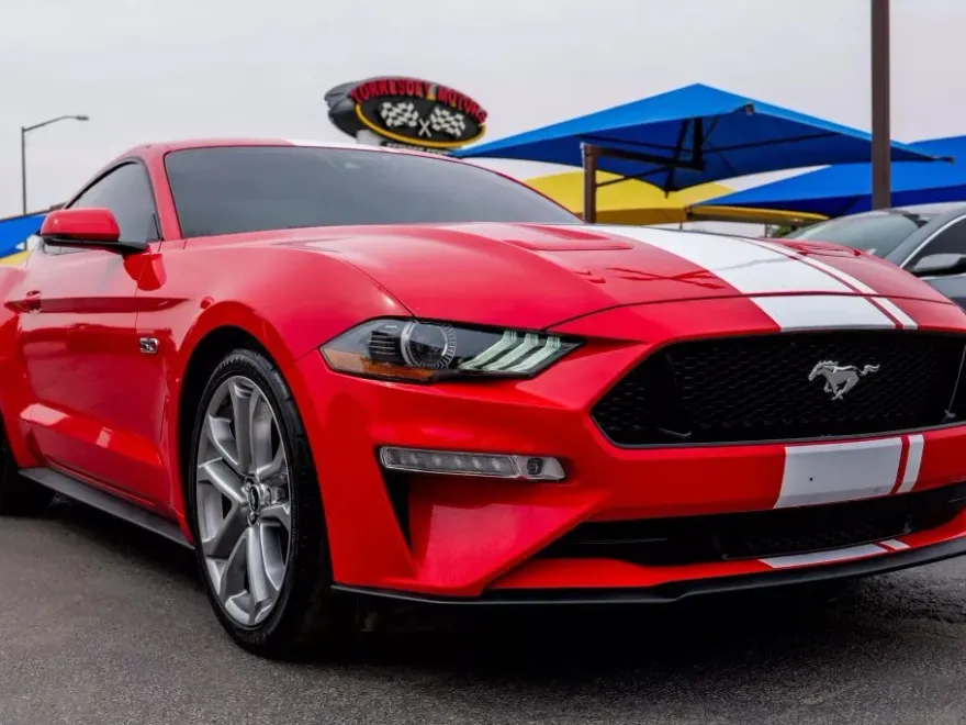 2022 Ford Mustang GT Premium photo 1