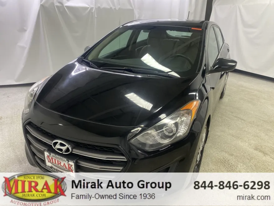 2016 Hyundai Elantra GT Base photo 1