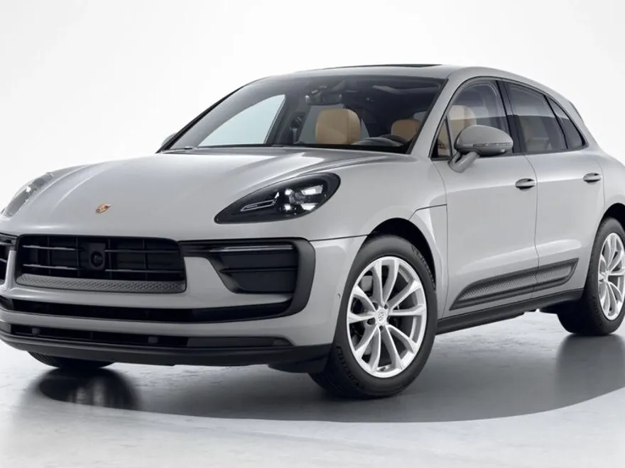 2026 Porsche Macan T photo 1