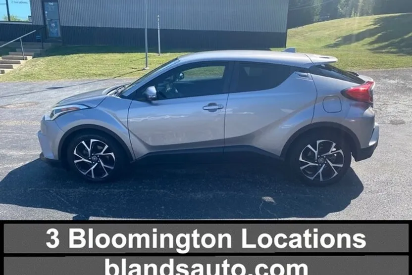 2018 Toyota C-HR XLE Premium photo 1
