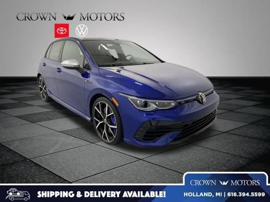 2022 Volkswagen Golf R photo 1