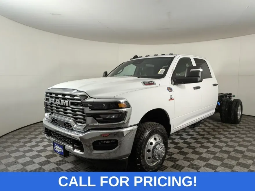 2025 Ram 3500 Tradesman photo 1