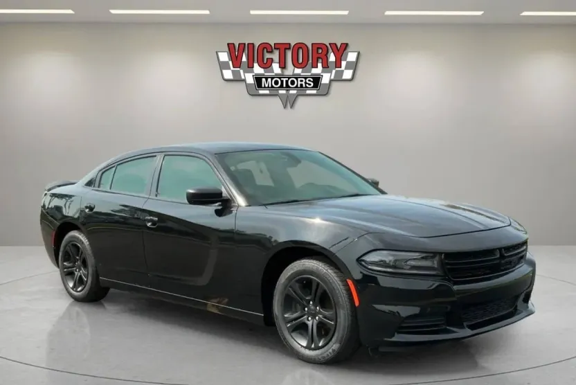2019 Dodge Charger SXT photo 1