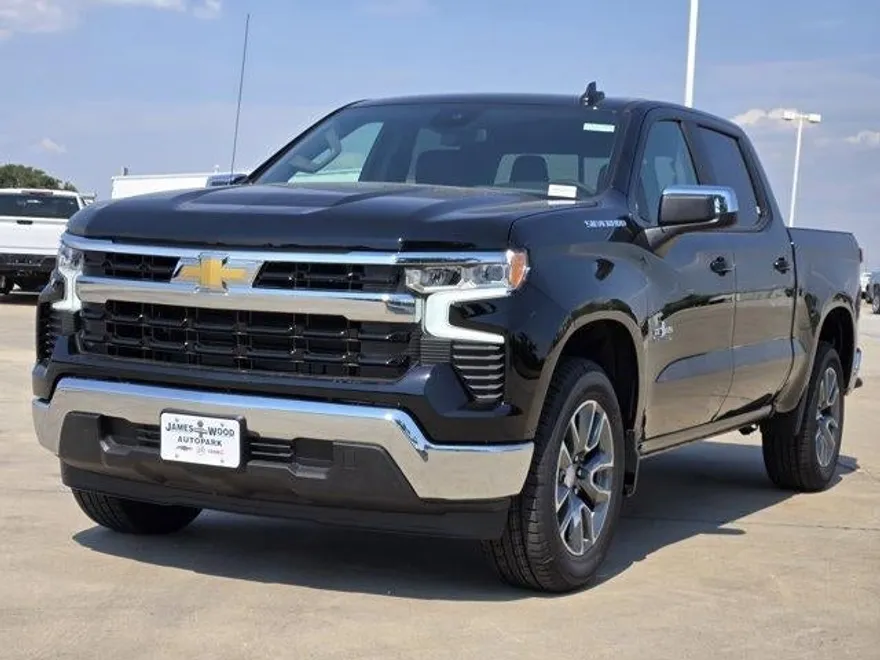 2026 Chevrolet Silverado 1500 LT photo 1