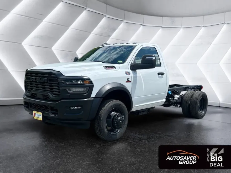 2025 Ram 5500 Tradesman photo 1