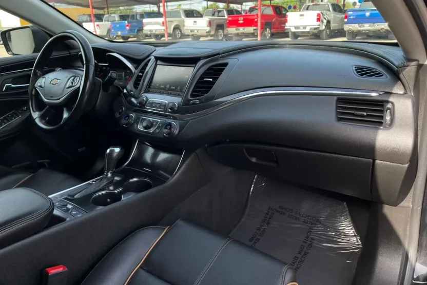 2019 Chevrolet Impala Premier photo 1