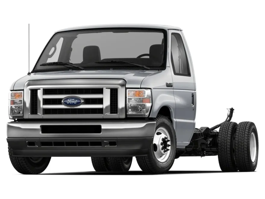 2023 Ford E-450 photo 1