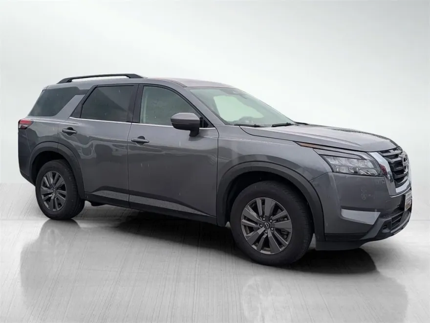 2025 Nissan Pathfinder SV photo 1